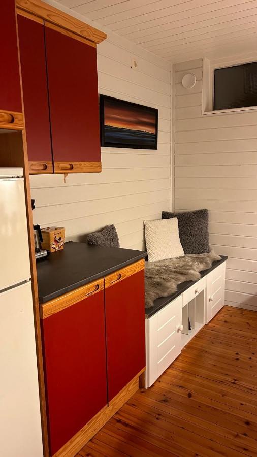 Cozy Little House In Tromso City Εξωτερικό φωτογραφία
