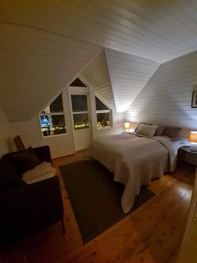 Cozy Little House In Tromso City Εξωτερικό φωτογραφία